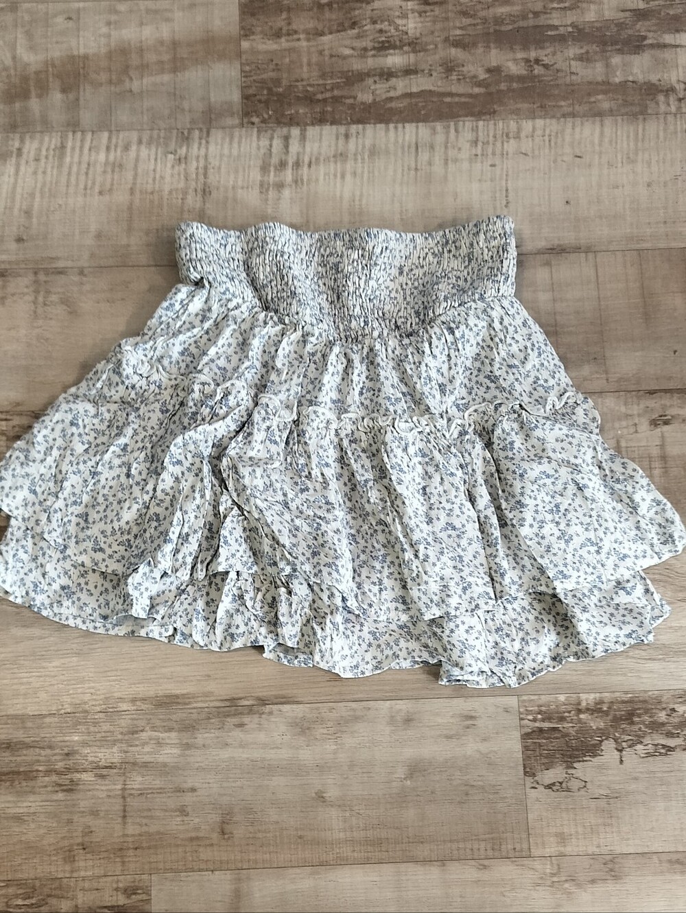 Smocked Floral Ruffle Mini Skirt - White with Blue Floral